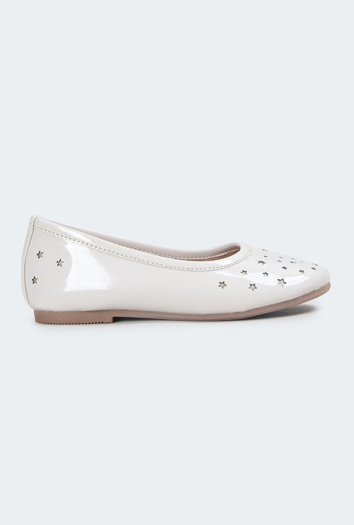 Girls Laser-Cut Detailed Ballerinas