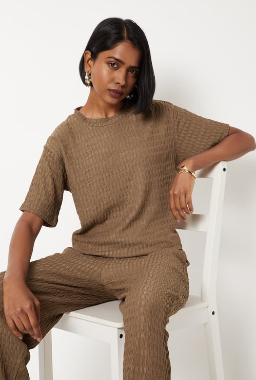 Women Textured Drop Shoulder Top