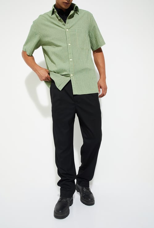 URB_N Men Solid Relaxed Fit Trousers