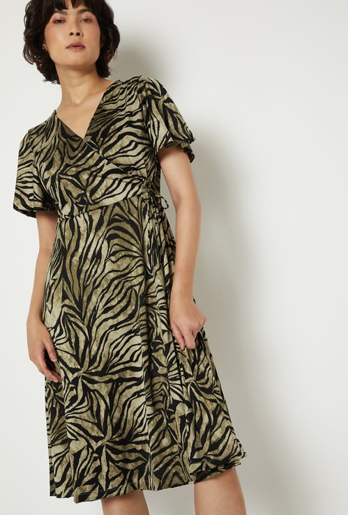Women Printed Wrap Dress