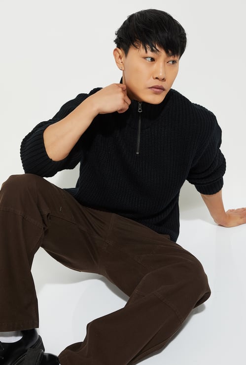 URB_N Men Solid Knit Sweater