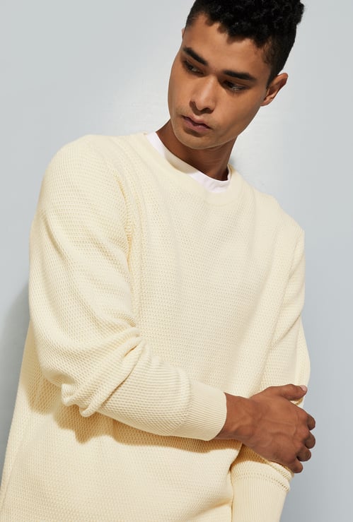 URB_N Men Solid Regular Fit Sweater