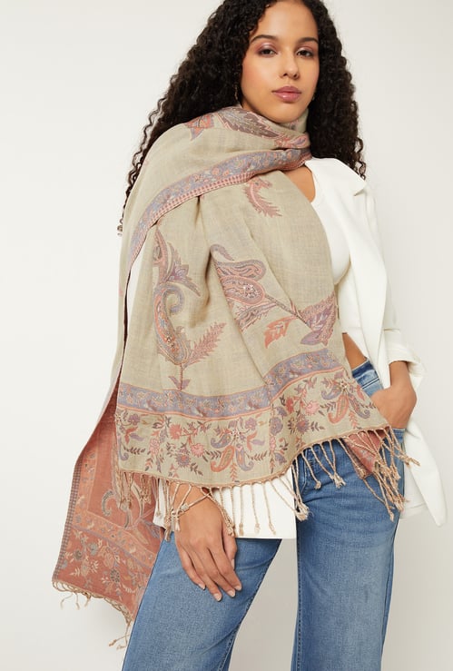 Women Knit Shawl