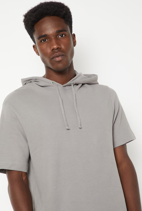 Men Solid Hooded T-shirt