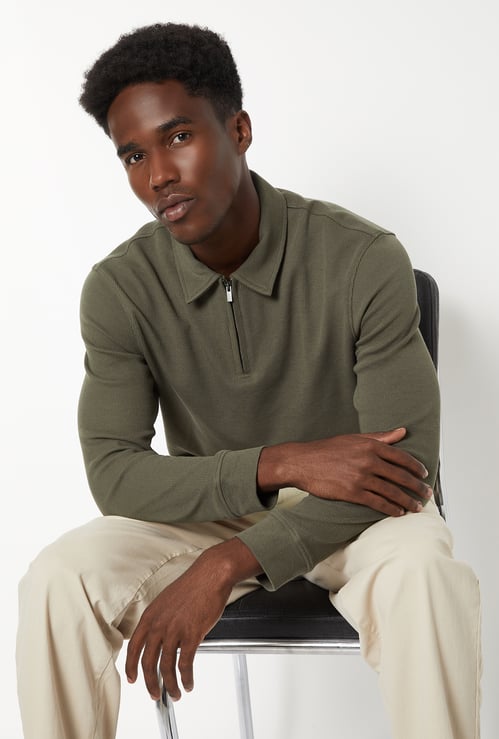 Men Textured Polo T-shirt