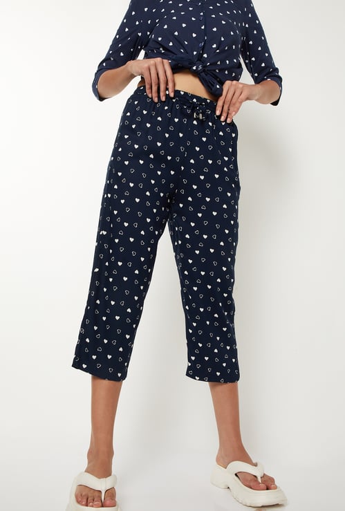 Women Heart Print Capris