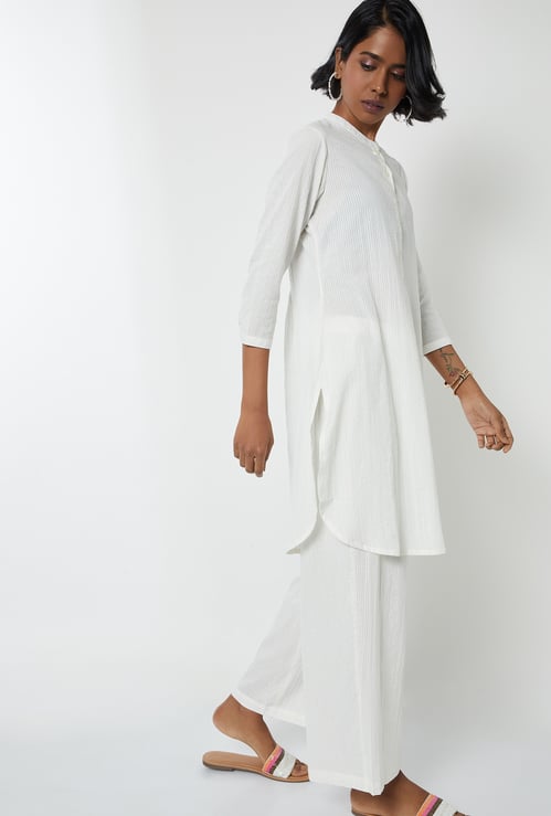 Women Seersucker Straight Kurta Set