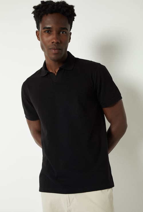 Men Solid Regular Fit Johnny Collar T-shirt