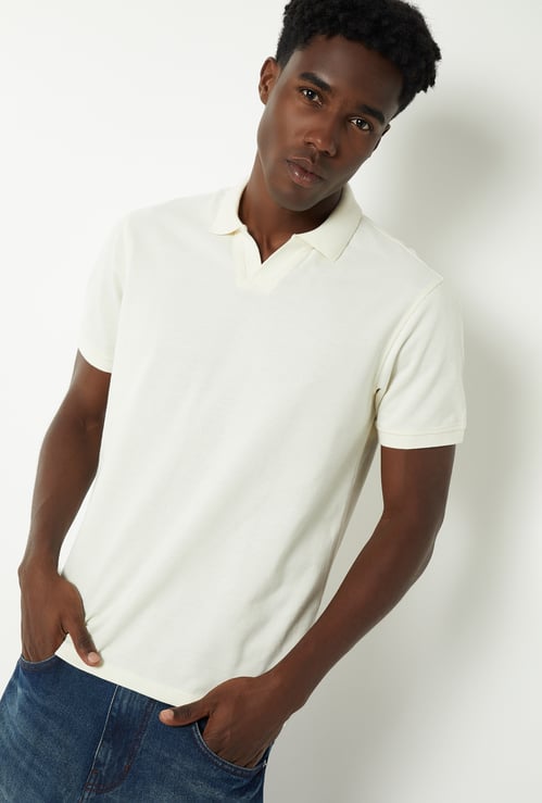 Men Solid Regular Fit Johnny Collar T-shirt