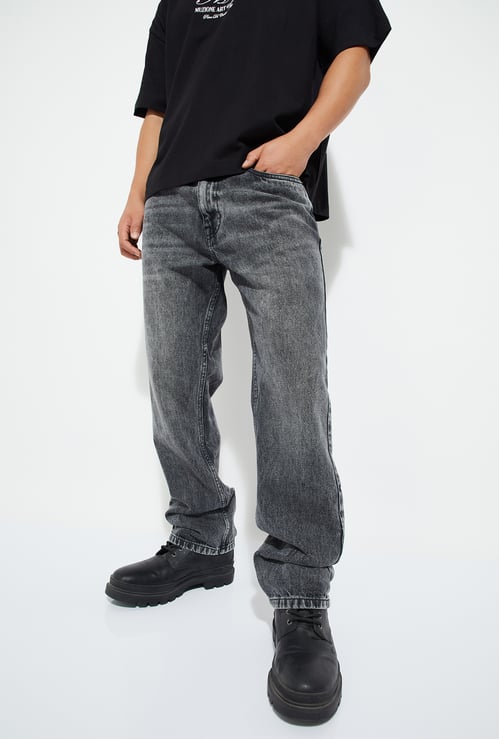 URB_N Men Loose Fit Washed Jeans
