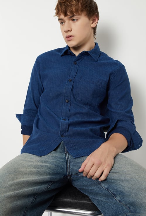 Men Textured Regular Shirt