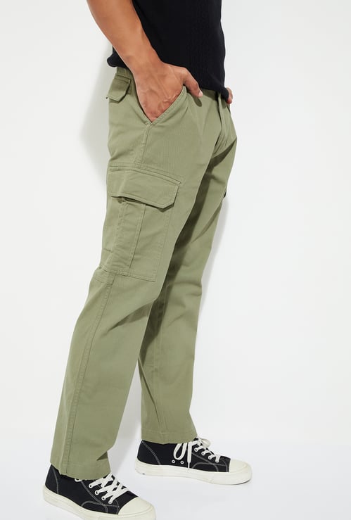 URB_N Men Solid Relaxed Fit Cargos