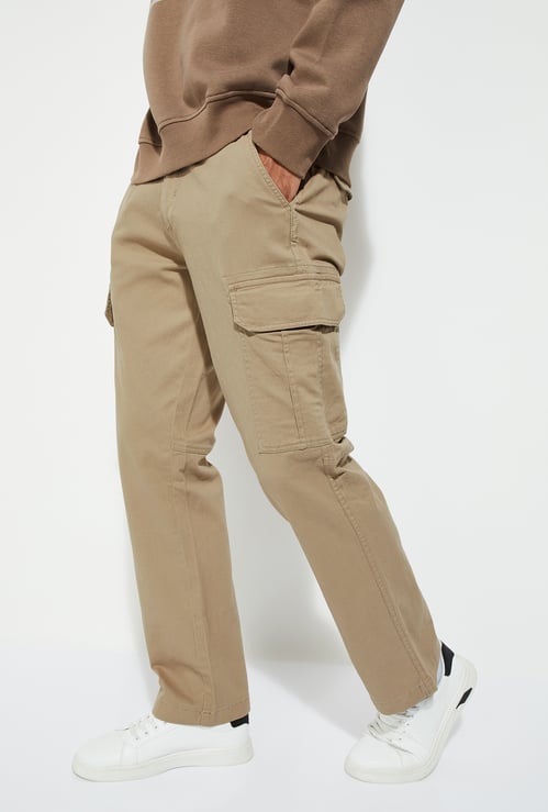 URB_N Men Solid Relaxed Fit Cargos