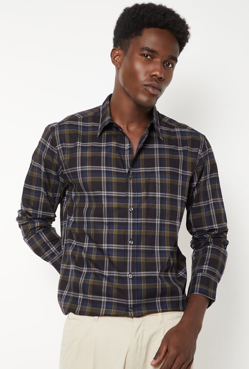 Men Checked Regular Fit Shirt