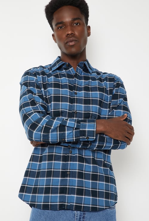 Men Checked Slim Fit Shirt