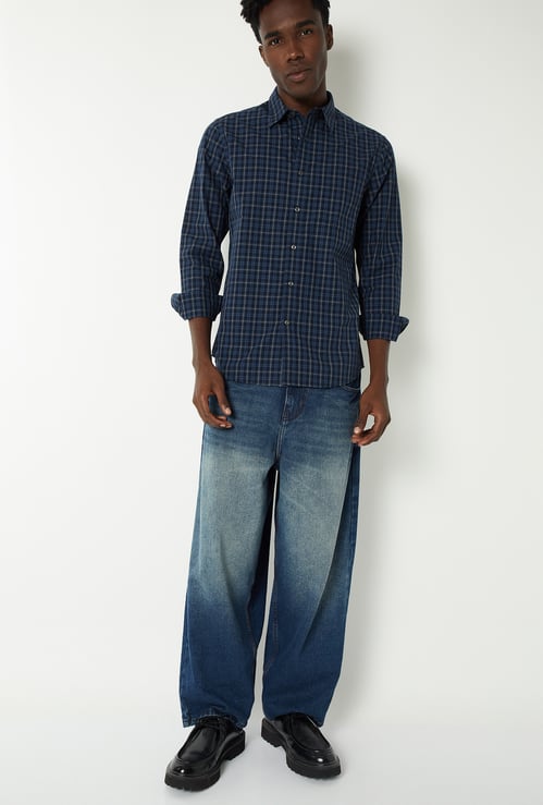 Men Checked Slim Fit Shirt