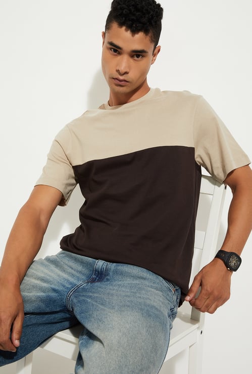 URB_N Men Colourblock T-shirt
