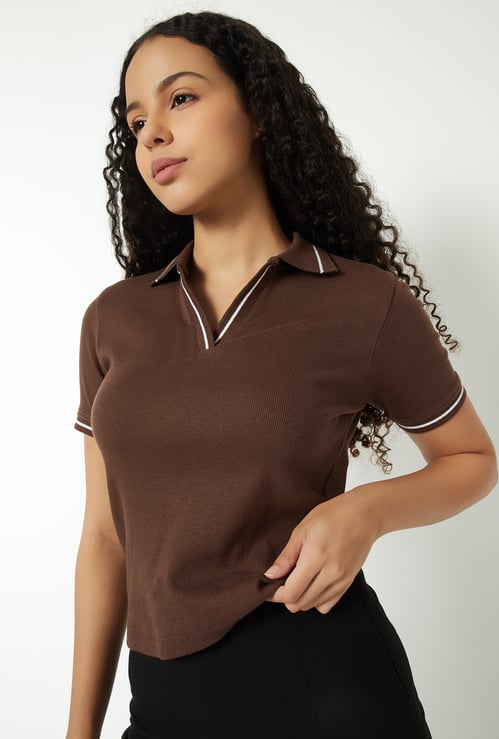 Women Solid Johnny Collar Sports T-shirt