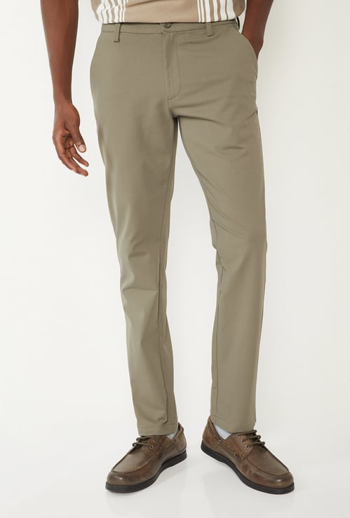 Men Solid Slim Fit Trousers