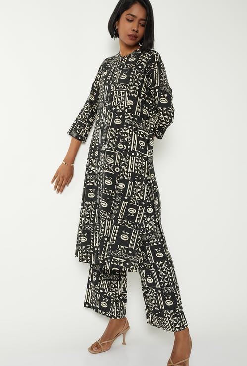 Women Printed Straight Kurta Set