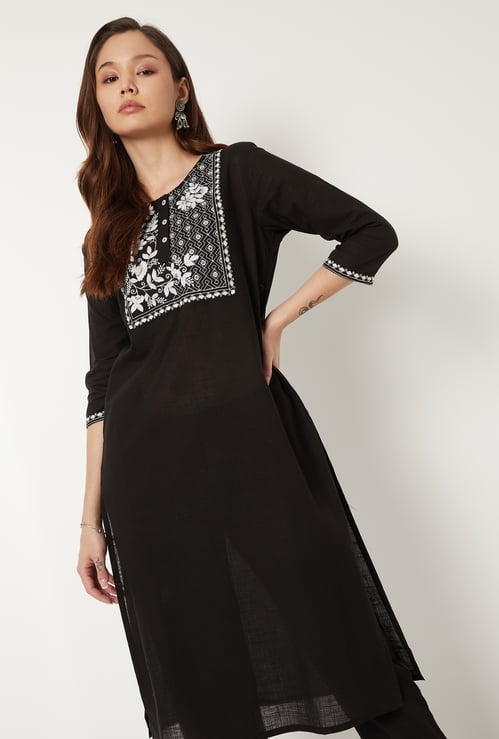 Women Embroidered Straight Kurta Set