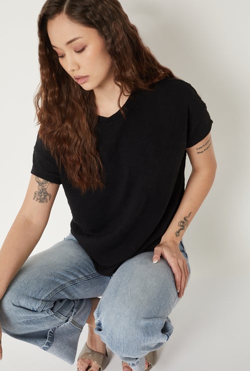 Women Solid Textured Top