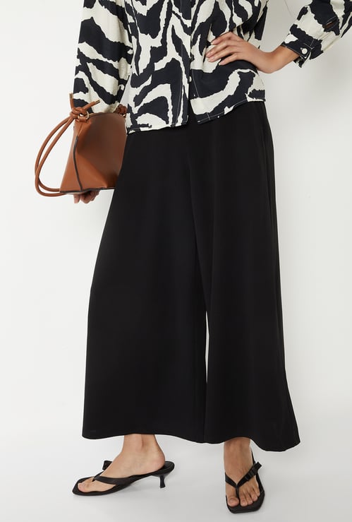 Women Solid Loose Fit Trousers