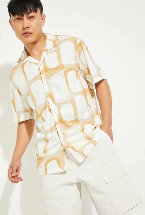 URB_N Men Printed Regular Fit Shirt