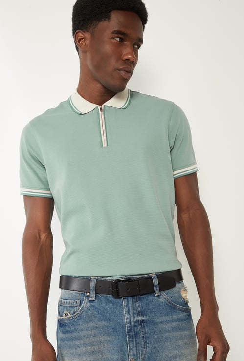 Men Textured Polo T-shirt
