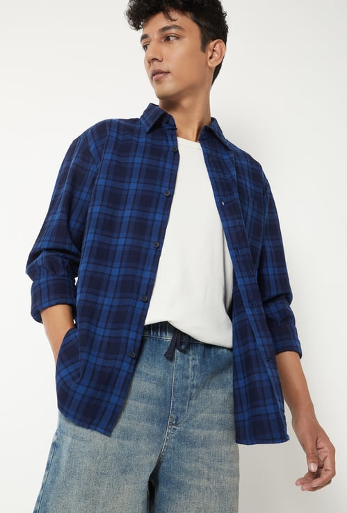 Men Checked Regular Fit Shirt