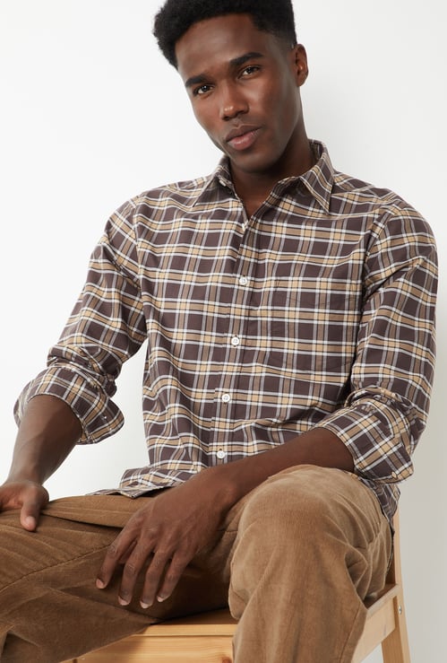 Men Checked Slim Fit Shirt