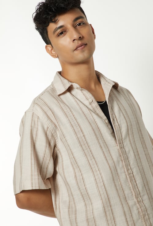 Men Regular Fit Striped Shirt
