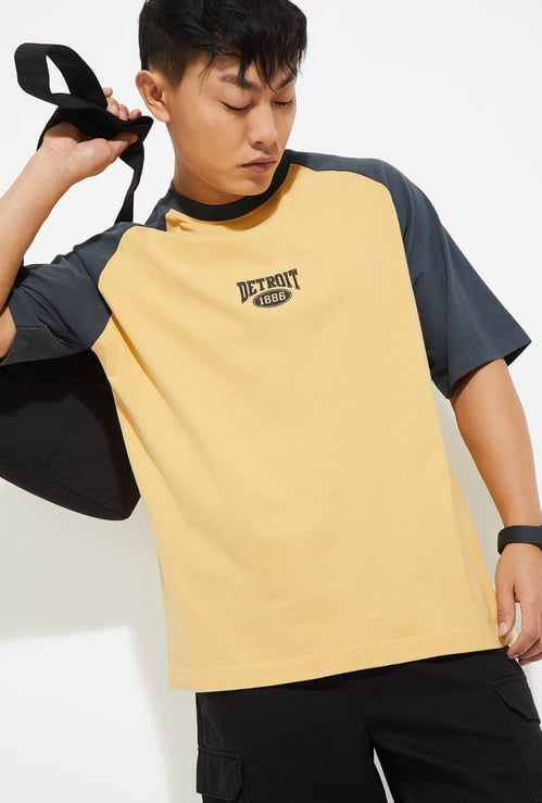 URB_N Men Colourblock Oversized T-shirt