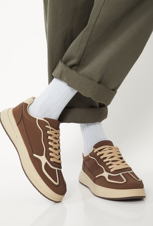 Men Colourblocked Sneakers
