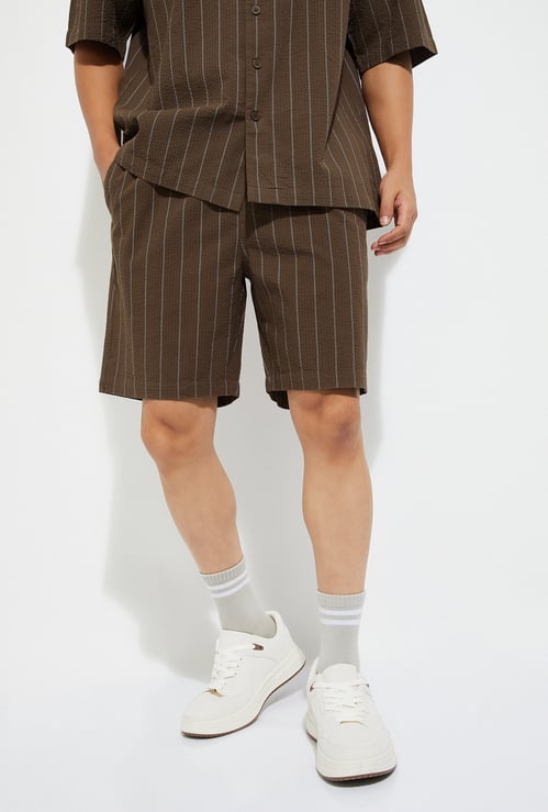 URB_N Men Striped Shorts