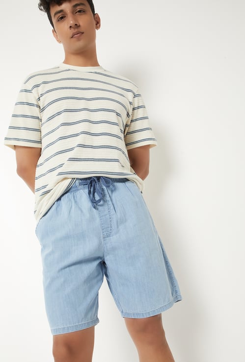Men Solid Denim Shorts