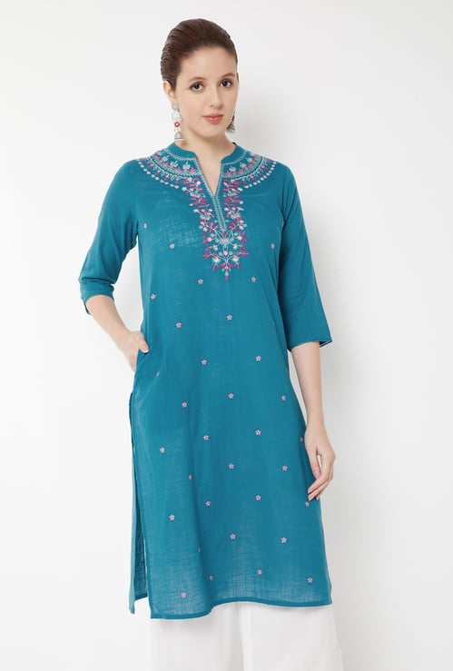 Women Embroidered Straight Kurta