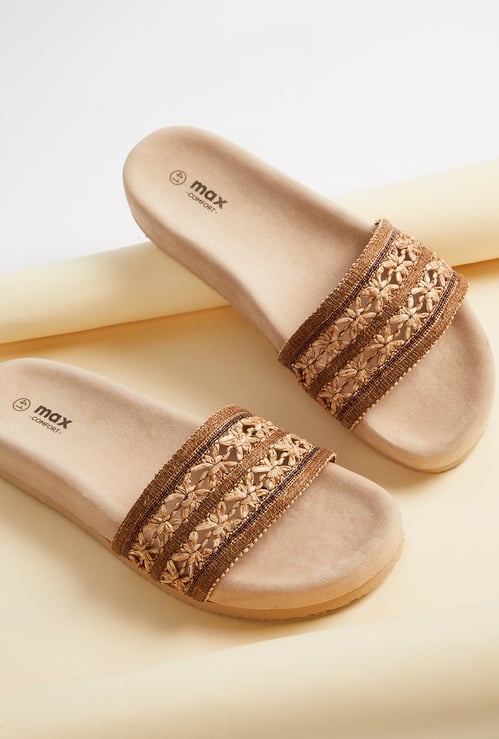 Women Woven Design Flats
