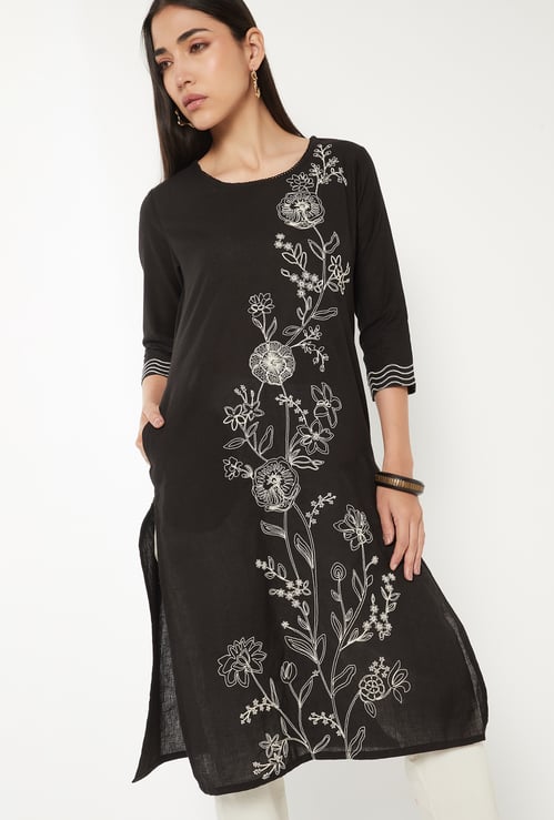 Women Embroidered Straight Kurta