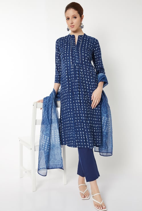 Women Printed Straight Kurta Set