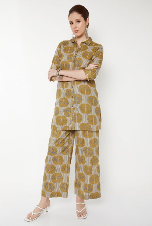 Women Printed Straight Kurta Set