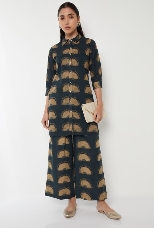 Women Printed Straight Kurta Set