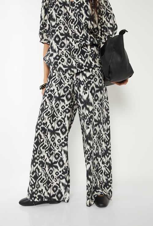 Women Printed Wide Leg Trousers