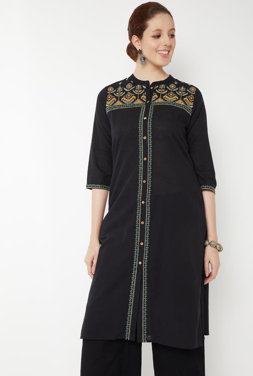 Women Embroidered Straight Kurta