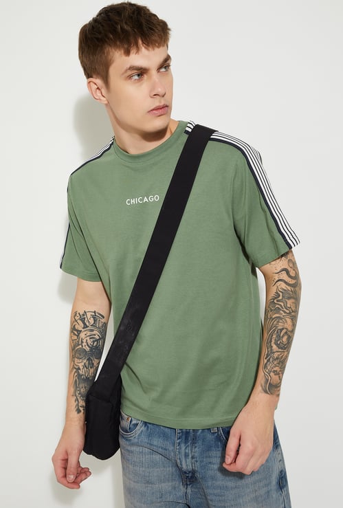 URB_N Men Shoulder Stripe T-shirt