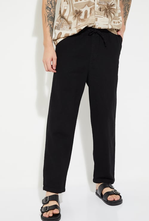 URB_N Men Textured Trousers