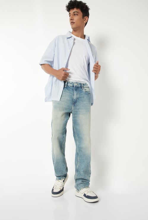 Men Washed Straight Fit Jeans