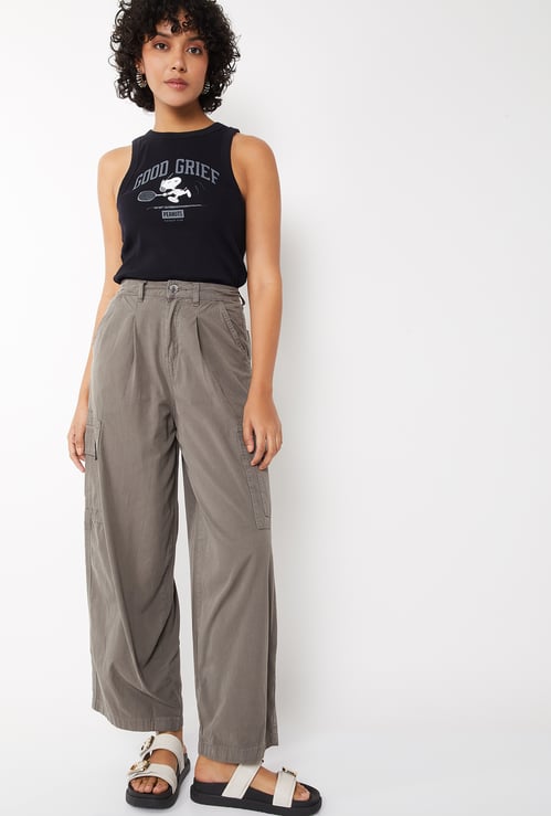 Women Solid Cargo Trousers