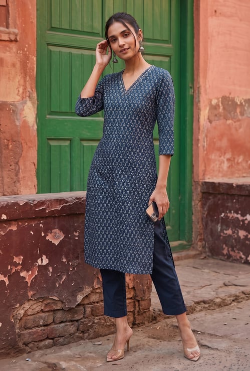 Women Printed Straight Kurta Set