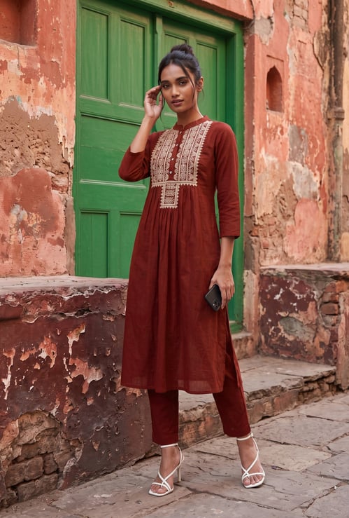 Women Embroidered Straight Kurta Set